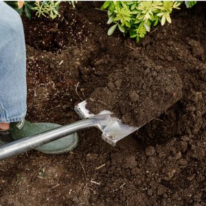 digging in top soil