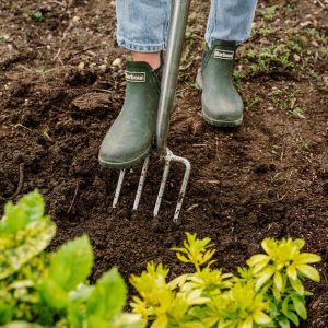 digging in top soil