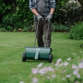 westland spreader lawn settings