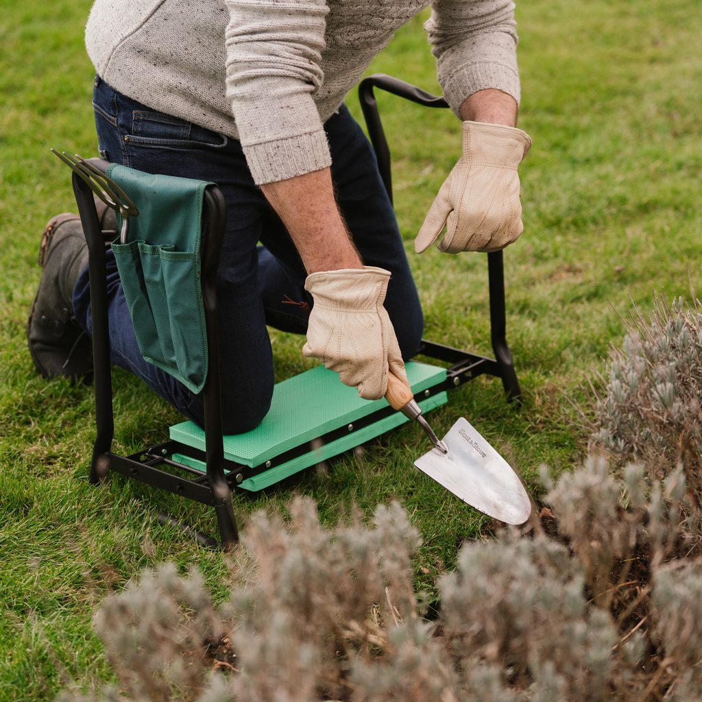 Foldaway Garden Kneeler - Gardening Accessories - Garden Health